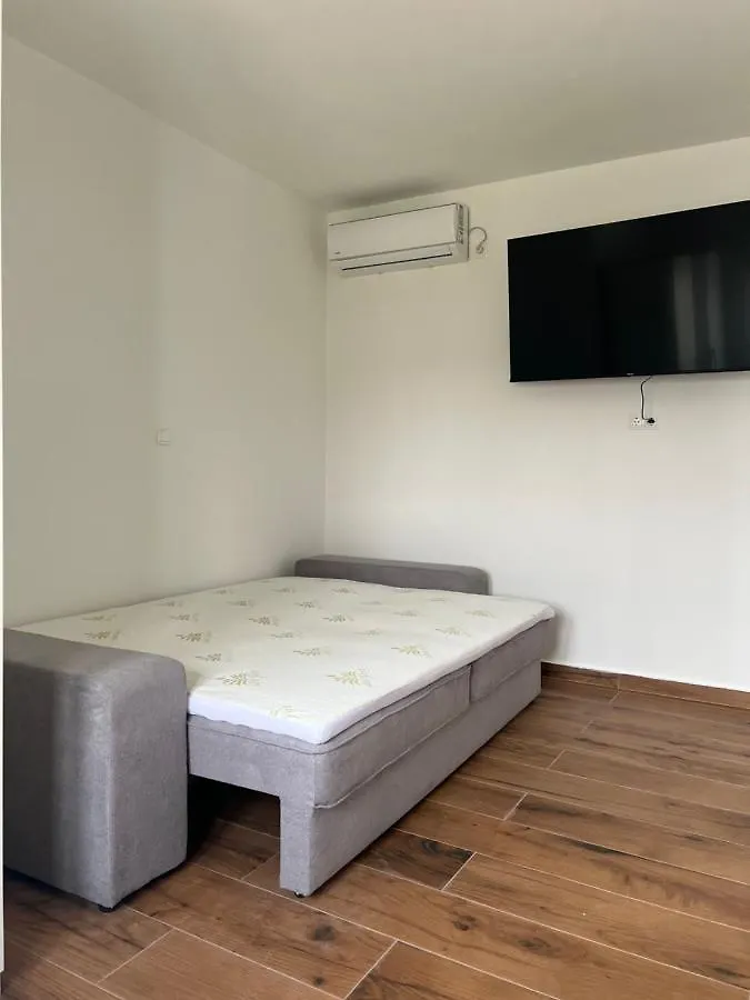 Guest House Ivan Donji Zemunik 0*,
